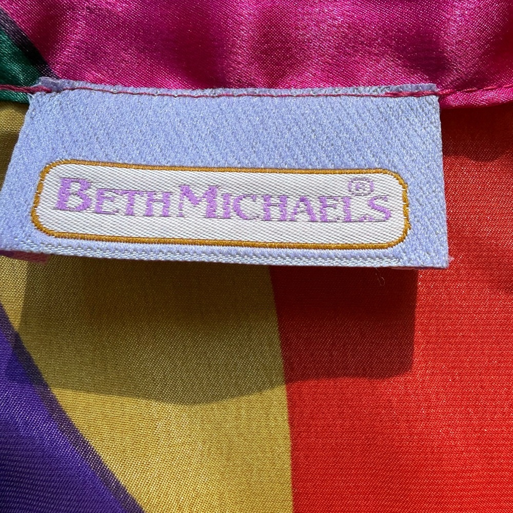 Beth Michaels Multicolor Abstract Robe - Picture 3 of 3